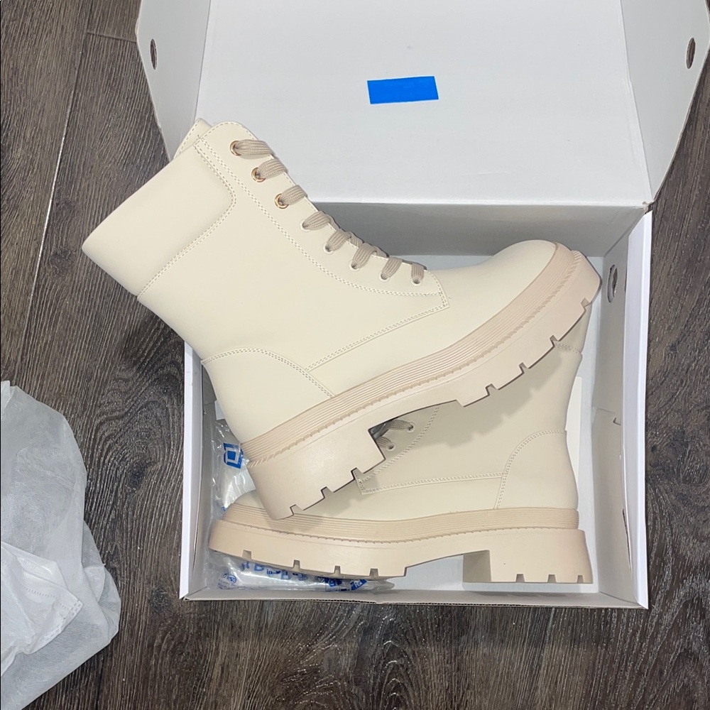 Never worn Cream Lace-Up Platform Boots